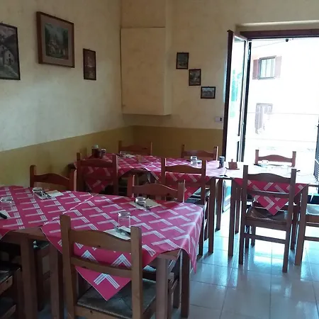 Affittacamere La Rosa Blu بيت ضيافة Chianocco